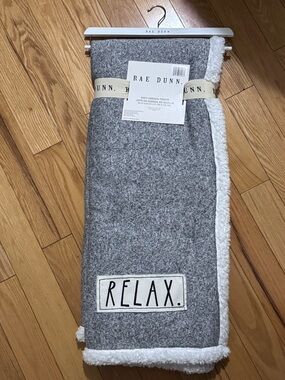 Rae Dunn | NEW: “Relax” Knit Grey & White 50” x 60” Sherpa Throw Blanket